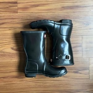 Hunter Midcalf Boots (Women’s) Size 9